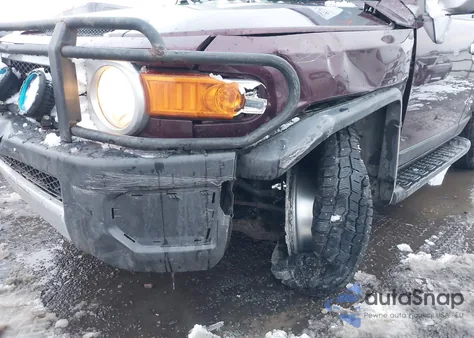 2007 Toyota Fj Cruiser из США, поврежденный, VIN JTEBU11F170077973